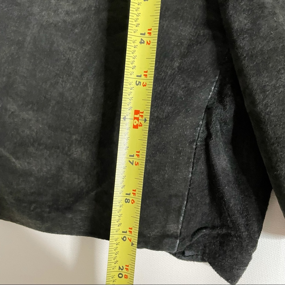 Water Collection High Waist Leather Shorts - Picture 7 of 7